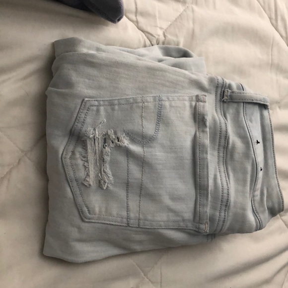 American Eagle Jeans - Picture 1 of 3